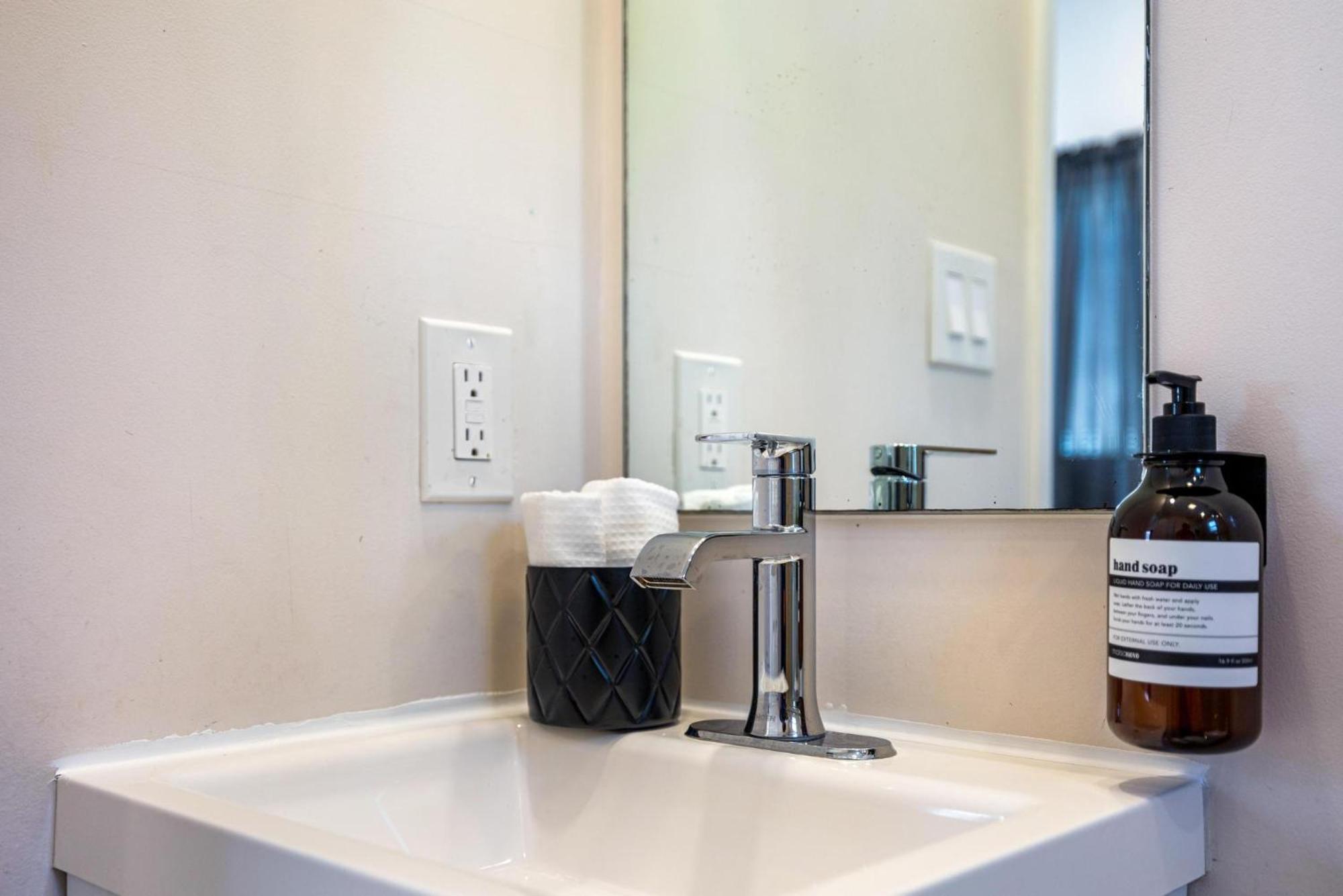 Peaceful Urban Escape Close To Las Olas & Beach Fort Lauderdale Extérieur photo